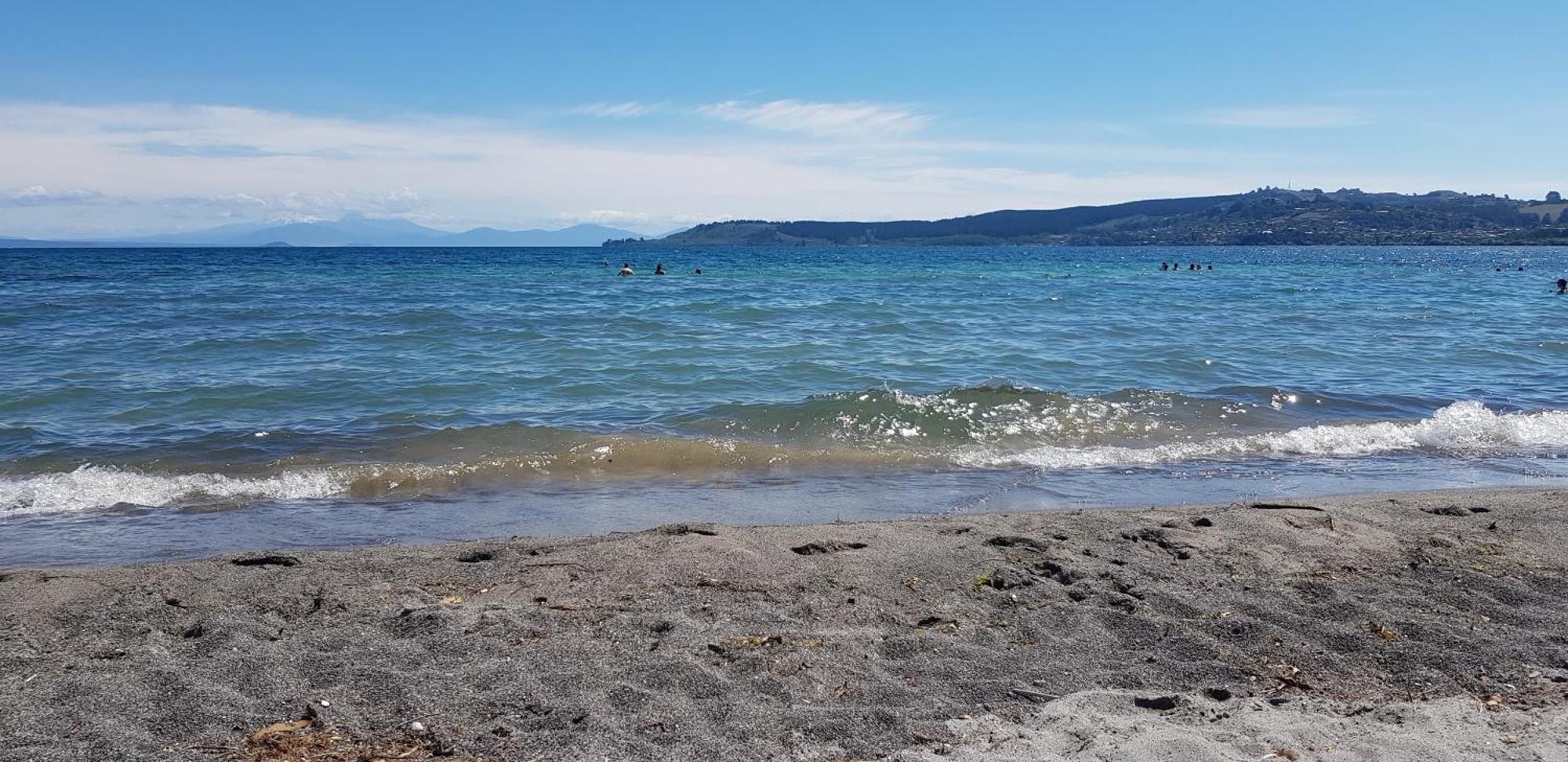 Gold On Gillies 3 Bedroom House Taupo Bagian luar foto