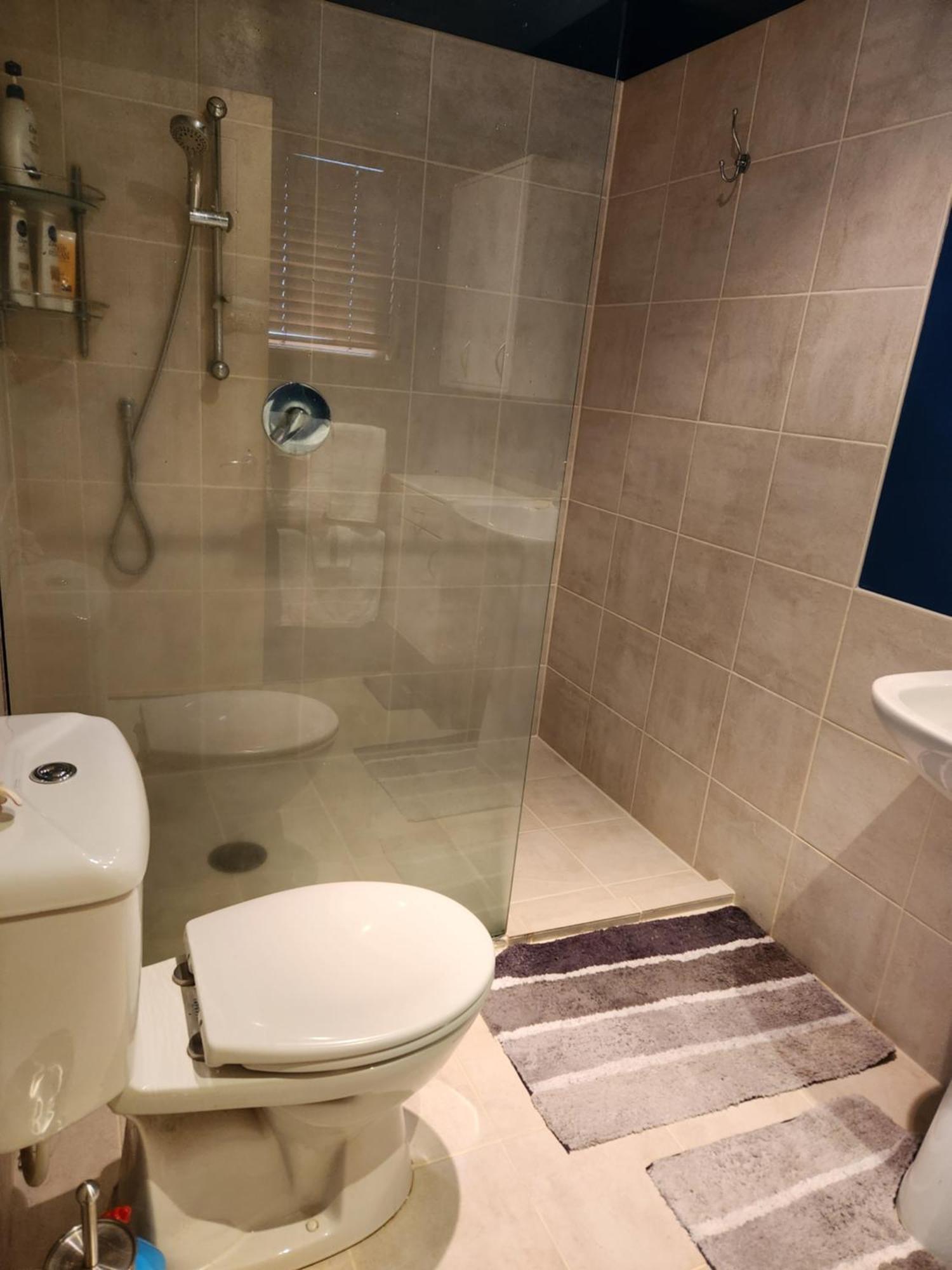 Gold On Gillies 3 Bedroom House Taupo Bagian luar foto